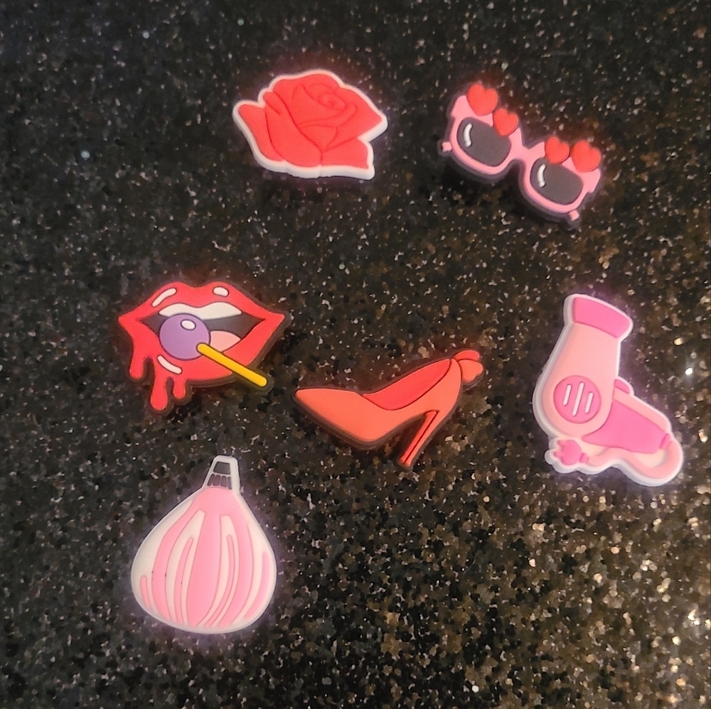 Jibbitz barbie shoe charms hp🔥🔥